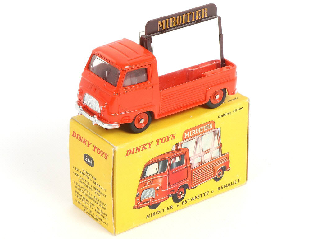 Lot 459 - DINKY TOYS (FRANCE) (1)