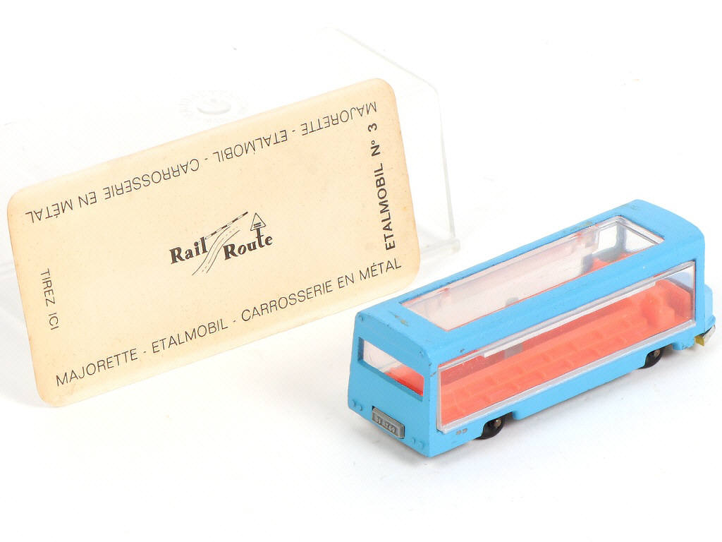 Lot 217 - MAJORETTE (FRANCE) (1)