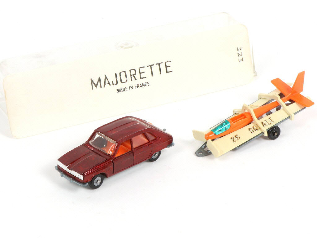 Lot 212 - MAJORETTE (FRANCE) (1)