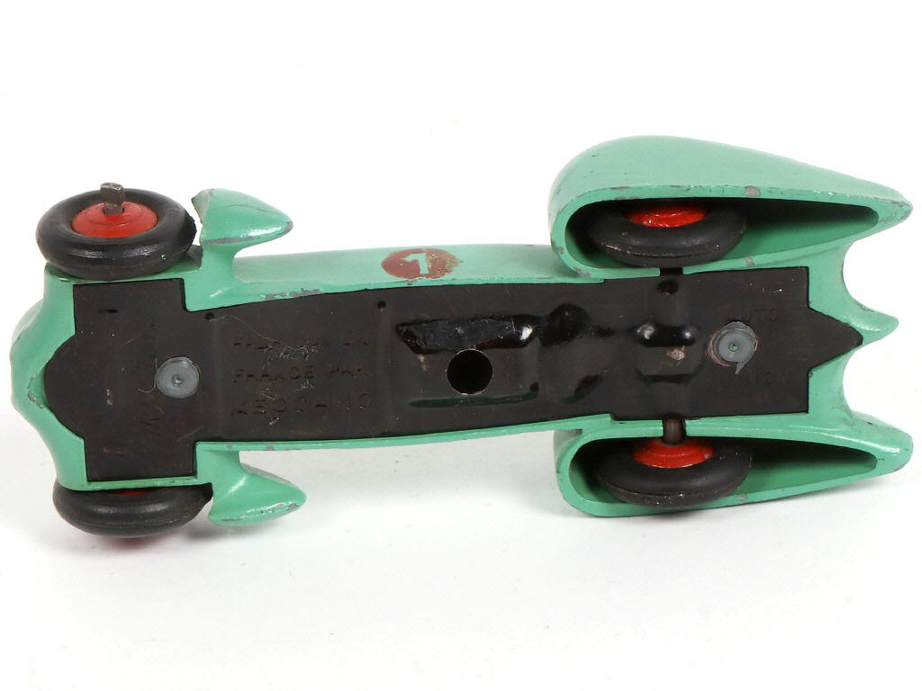 Lot 372 - DINKY TOYS (FRANCE) (1)