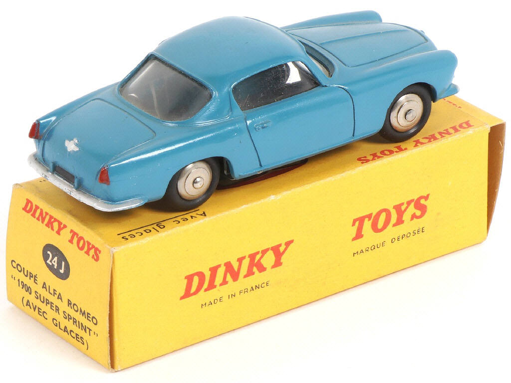 Lot 397 - DINKY TOYS (FRANCE) (1)