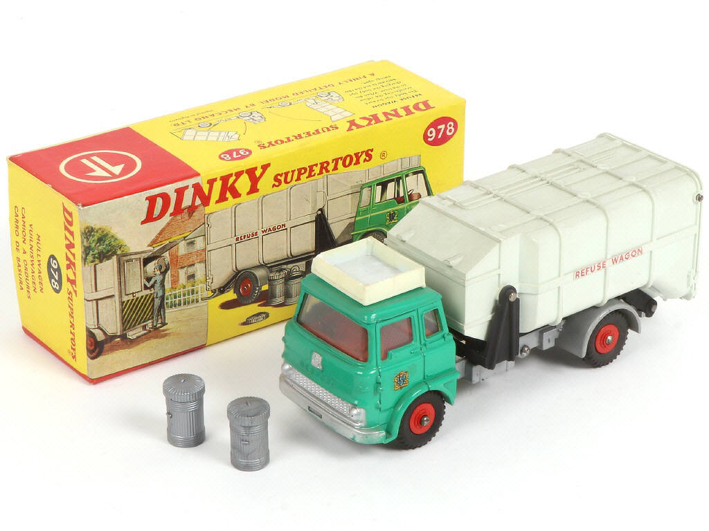 Lot 347 - DINKY TOYS (GB) (1)