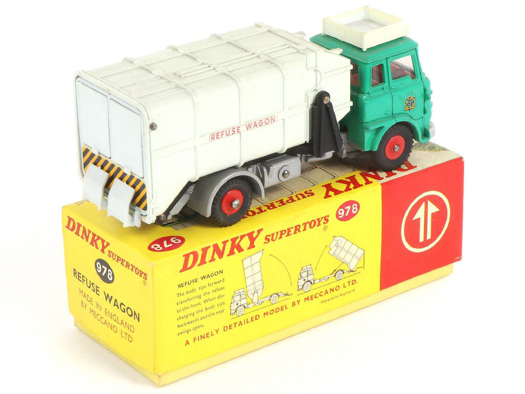 Lot 347 - DINKY TOYS (GB) (1)