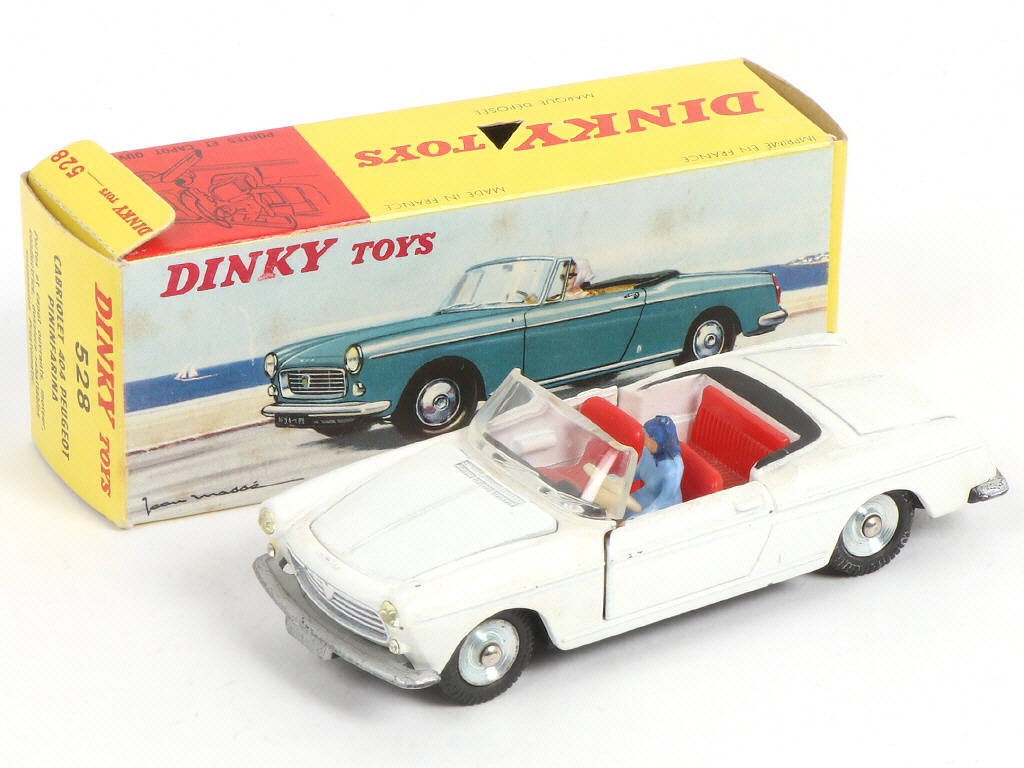 Lot 416 - DINKY TOYS (FRANCE) (1)