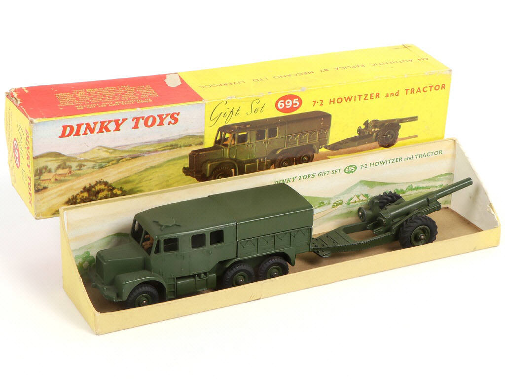 Lot 357 - DINKY TOYS (GB) (1)