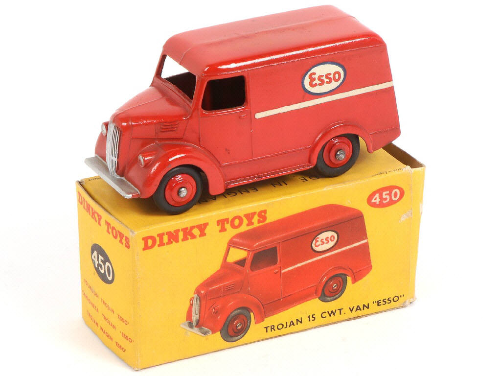Lot 304 - DINKY TOYS (GB) (1)