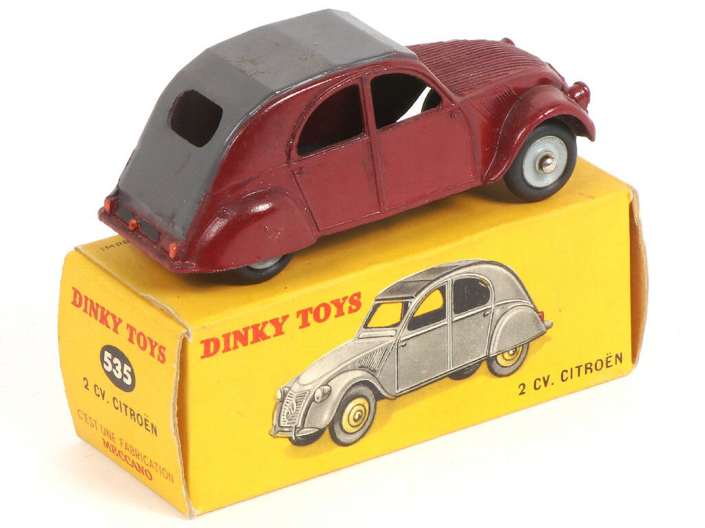 Lot 401 - DINKY TOYS (FRANCE) (1)