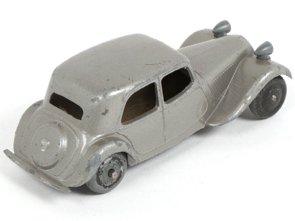 Lot 373 - DINKY TOYS (FRANCE) (1)