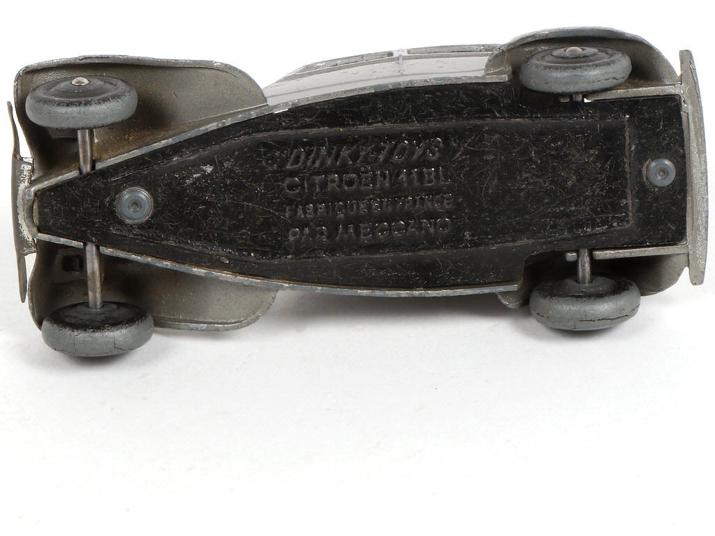 Lot 373 - DINKY TOYS (FRANCE) (1)