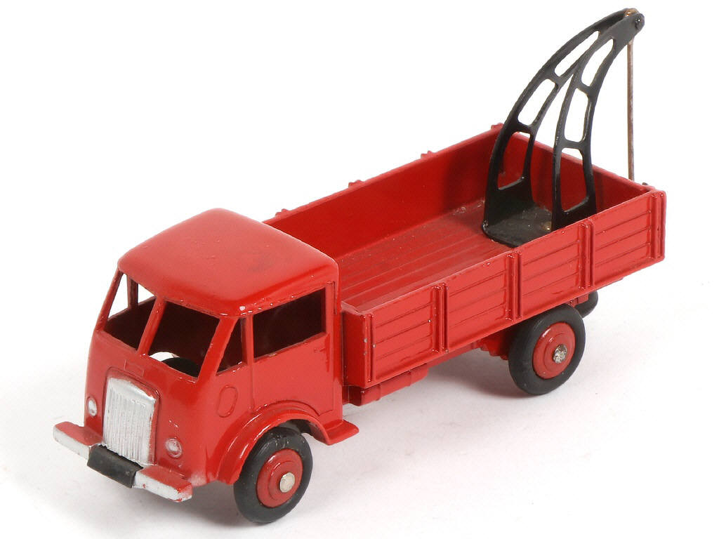 Lot 449 - DINKY TOYS (FRANCE) (1)