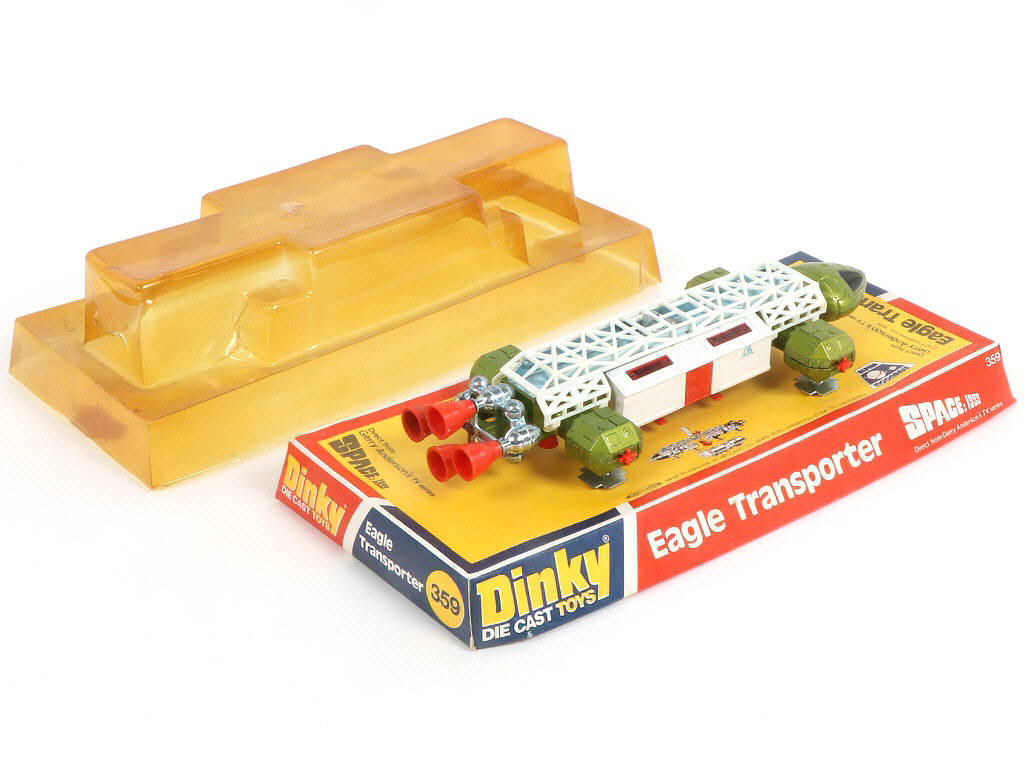 Lot 301 - DINKY TOYS (GB) (1)