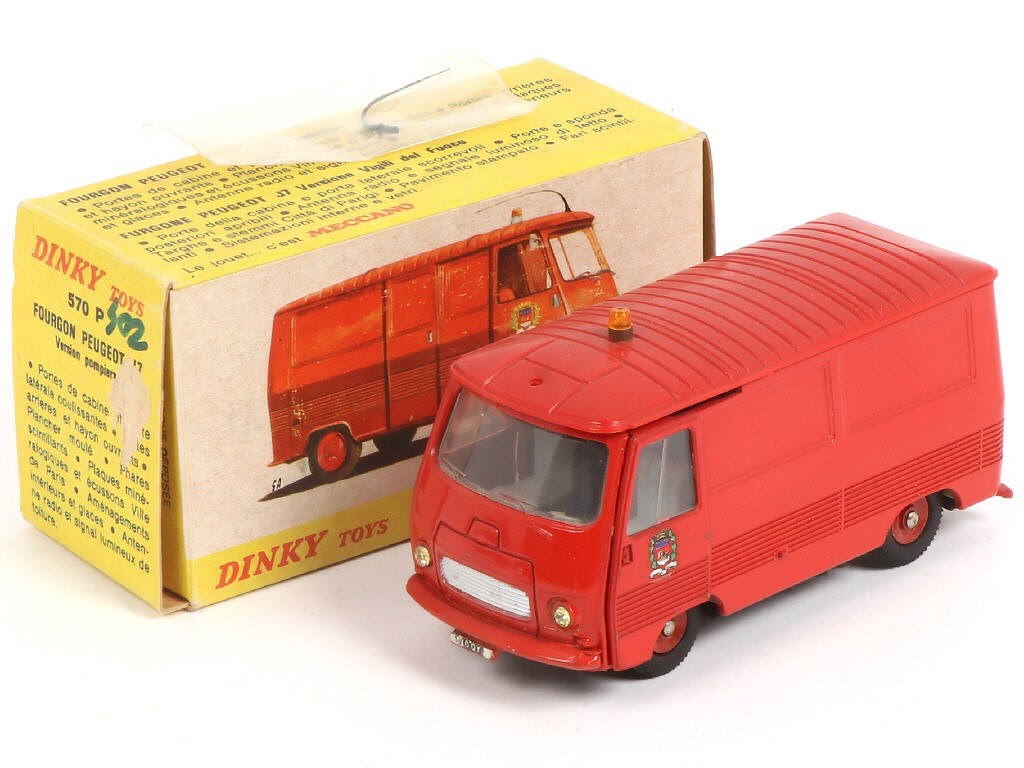 Lot 467 - DINKY TOYS (FRANCE) (1)