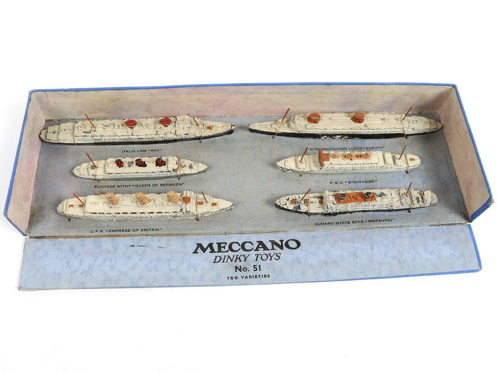 Lot 243 - DINKY TOYS (GB) (1)