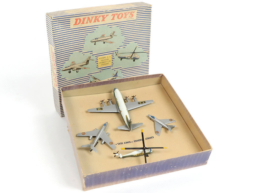 Lot 368 - DINKY TOYS (FRANCE) (1)