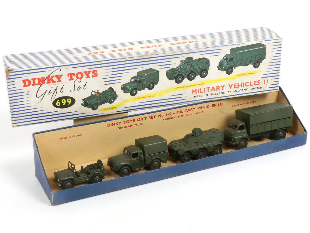Lot 358 - DINKY TOYS (GB) (1)