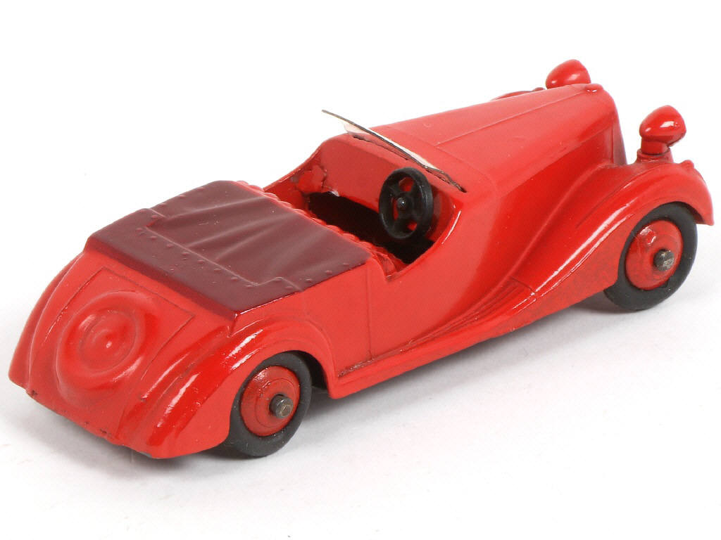 Lot 259 - DINKY TOYS (GB) (1)