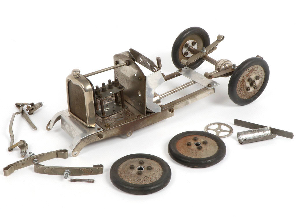 Lot 104 - PEUGEOT (FRANCE) (1)