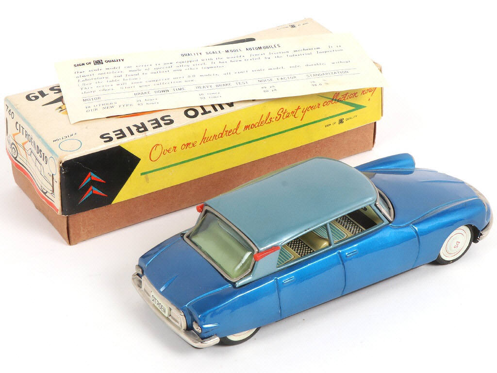 Lot 57 - BANDAÏ (JAPON) (1)
