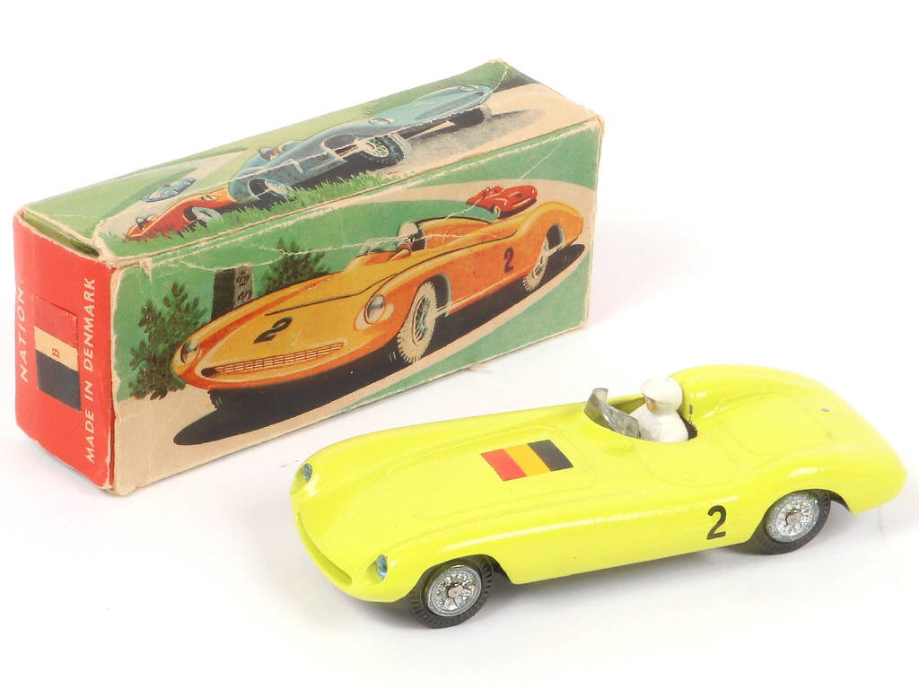 Lot 110 - TEKNO (DANEMARK) (1)