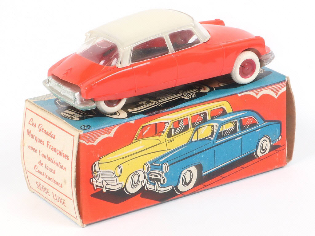 Lot 205 - MINIALUXE (FRANCE) (1)