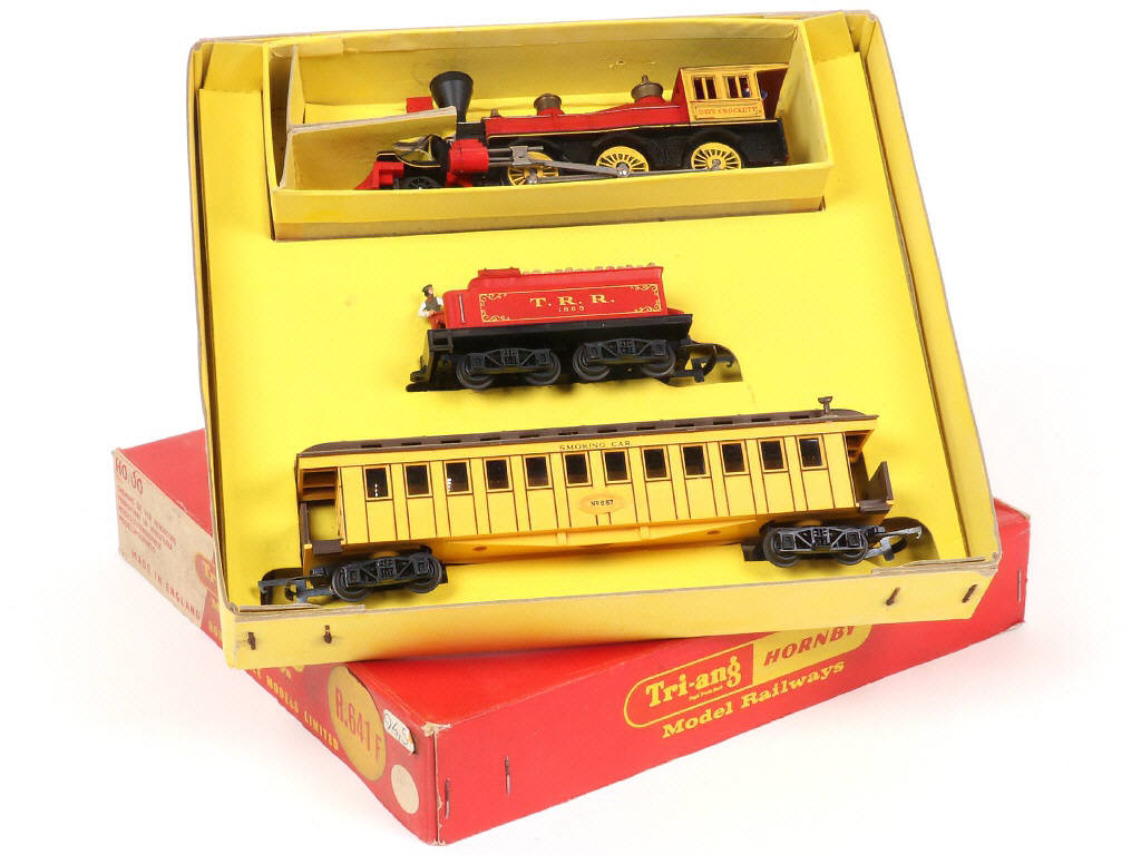 Lot 18 - HORNBY 'HO' (1)