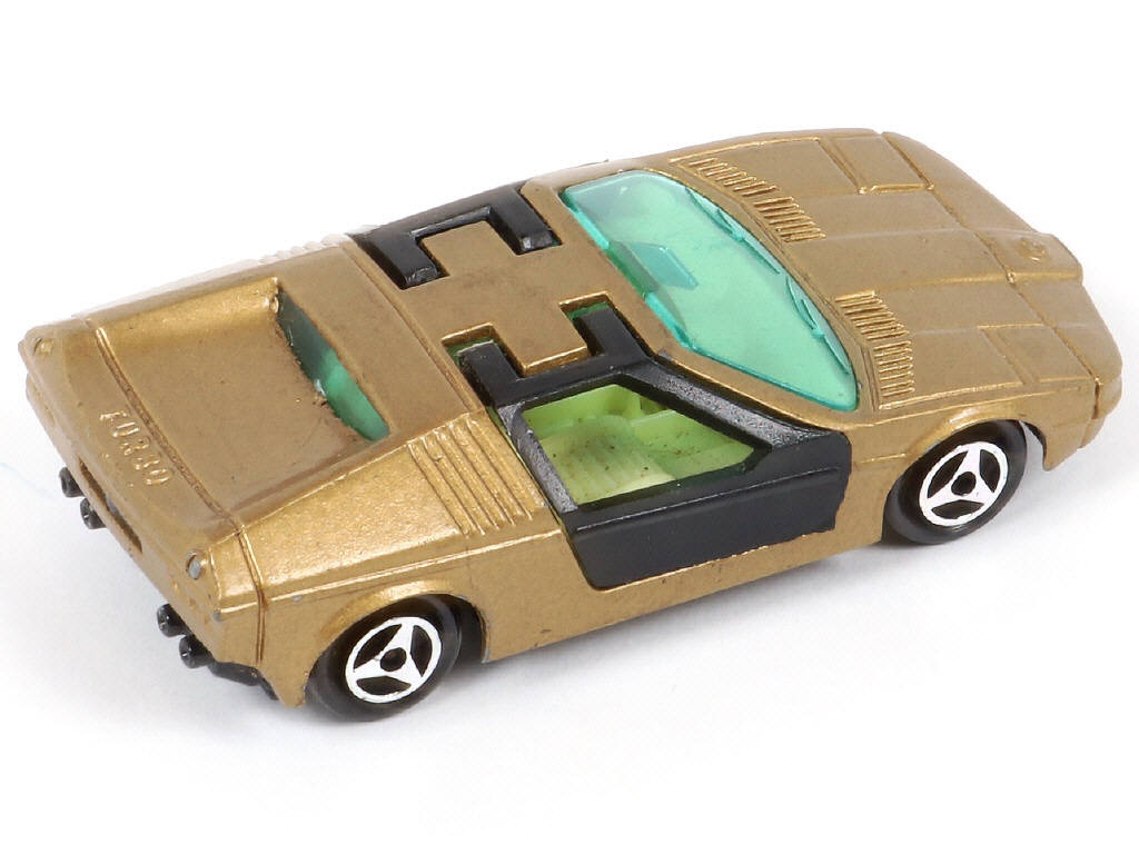 Lot 108 - MAJORETTE (FRANCE) (1)