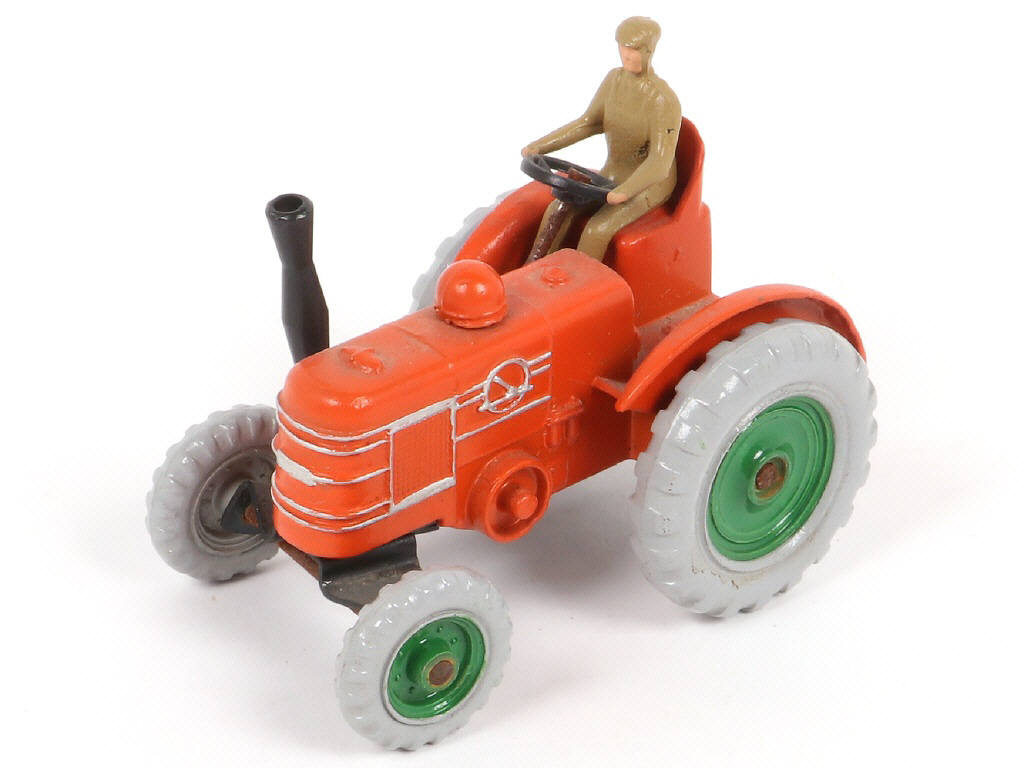 Lot 148 - DIVERS (1)