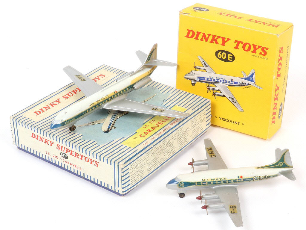 Lot 291 - DINKY TOYS (FRANCE) (2)