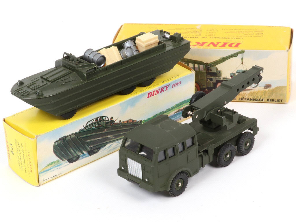 Lot 292 - DINKY TOYS (FRANCE) (2)