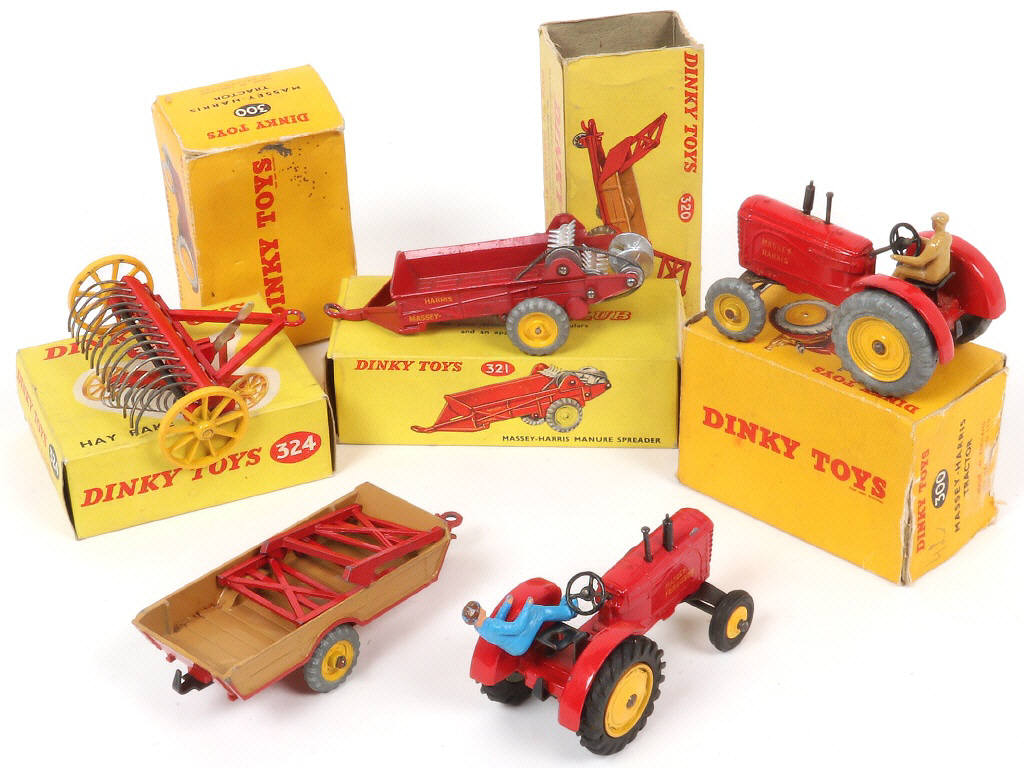Lot 277 - DINKY TOYS (GB) (5)