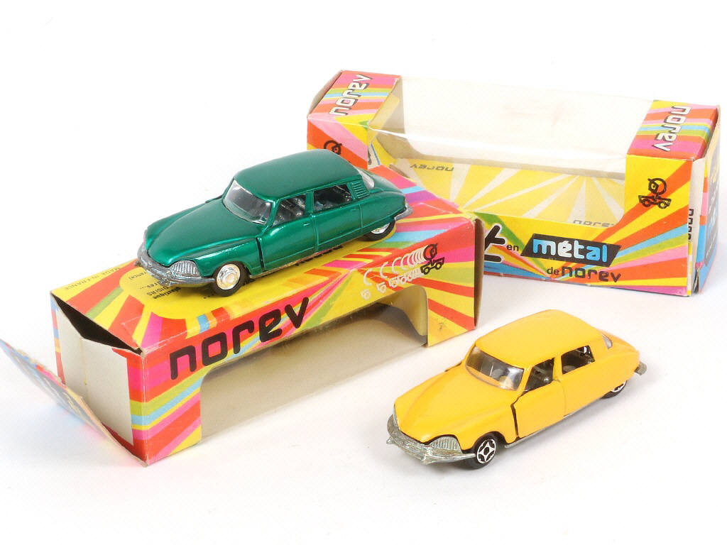 Lot 129 - NOREV - MINI JET (FRANCE) (2)
