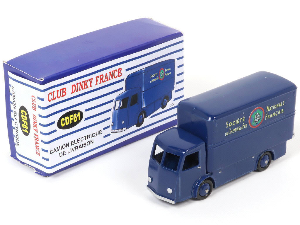 Lot 219 - CLUB DINKY FRANCE (1)