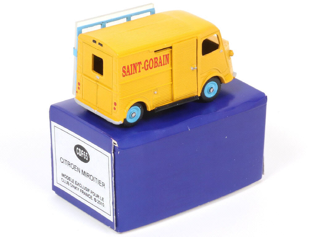 Lot 221 - CLUB DINKY FRANCE (1)