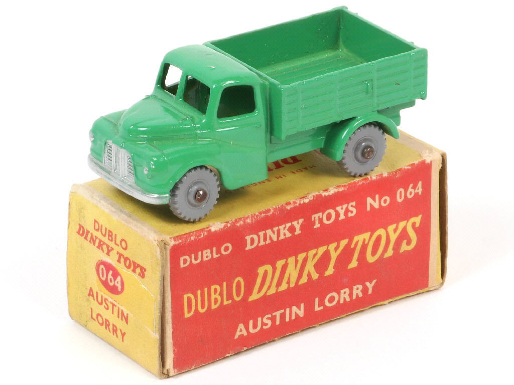 Lot 238 - DINKY TOYS (GB) (1)