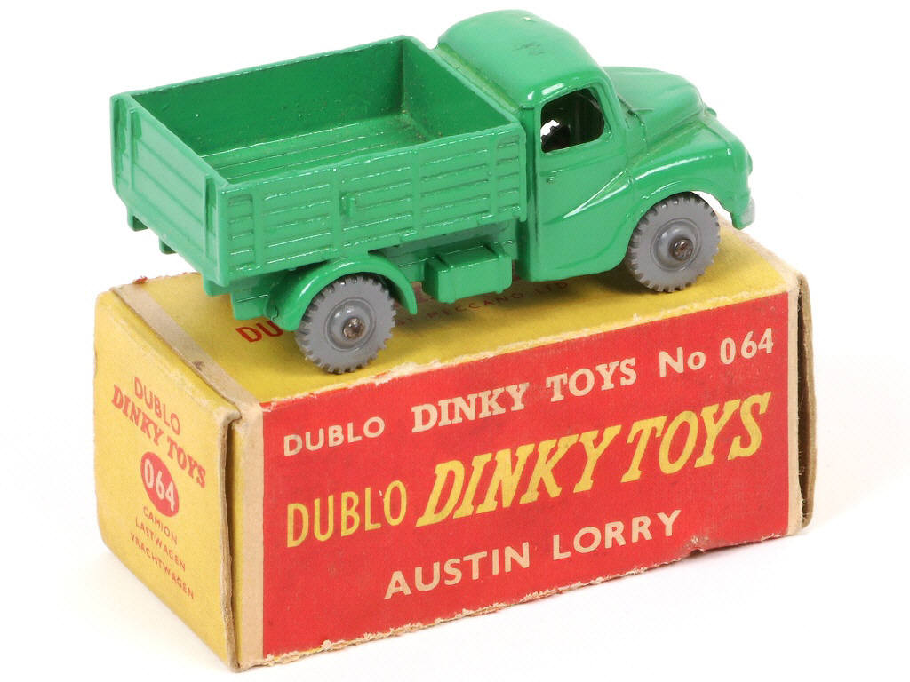 Lot 238 - DINKY TOYS (GB) (1)