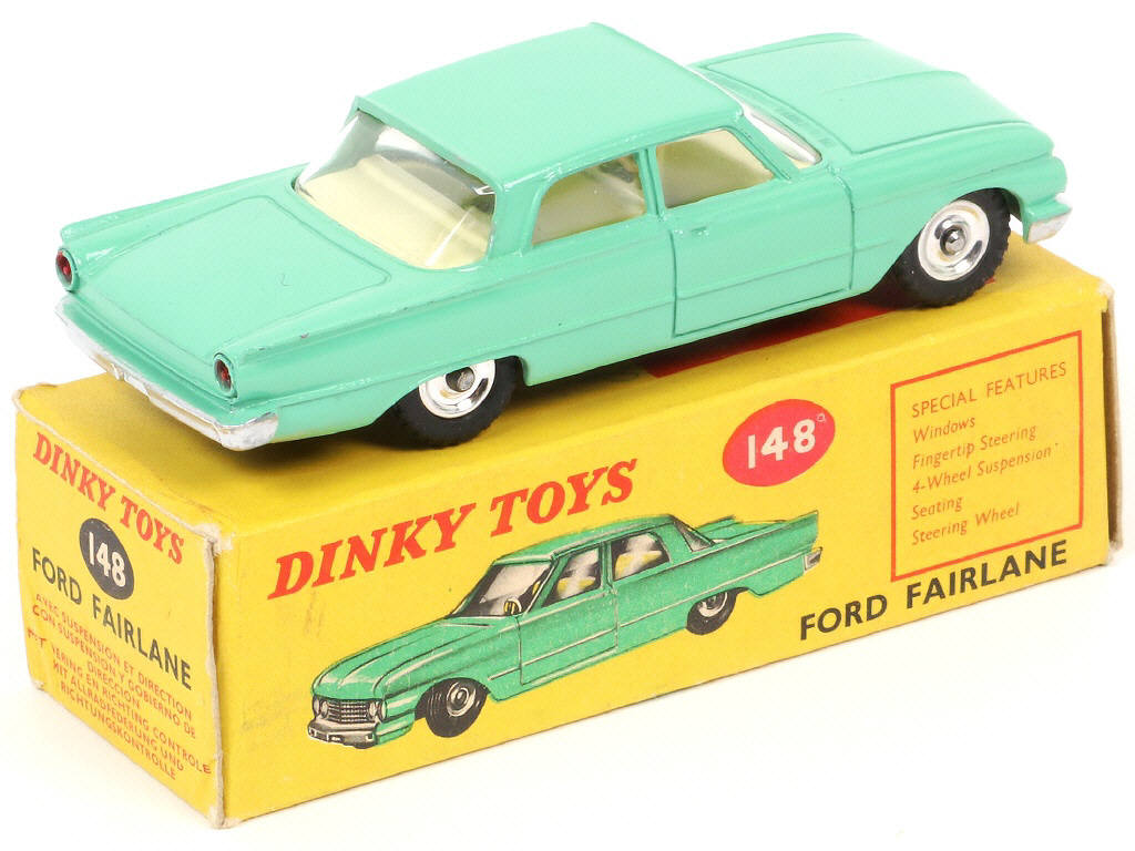 Lot 246 - DINKY TOYS (GB) (1)
