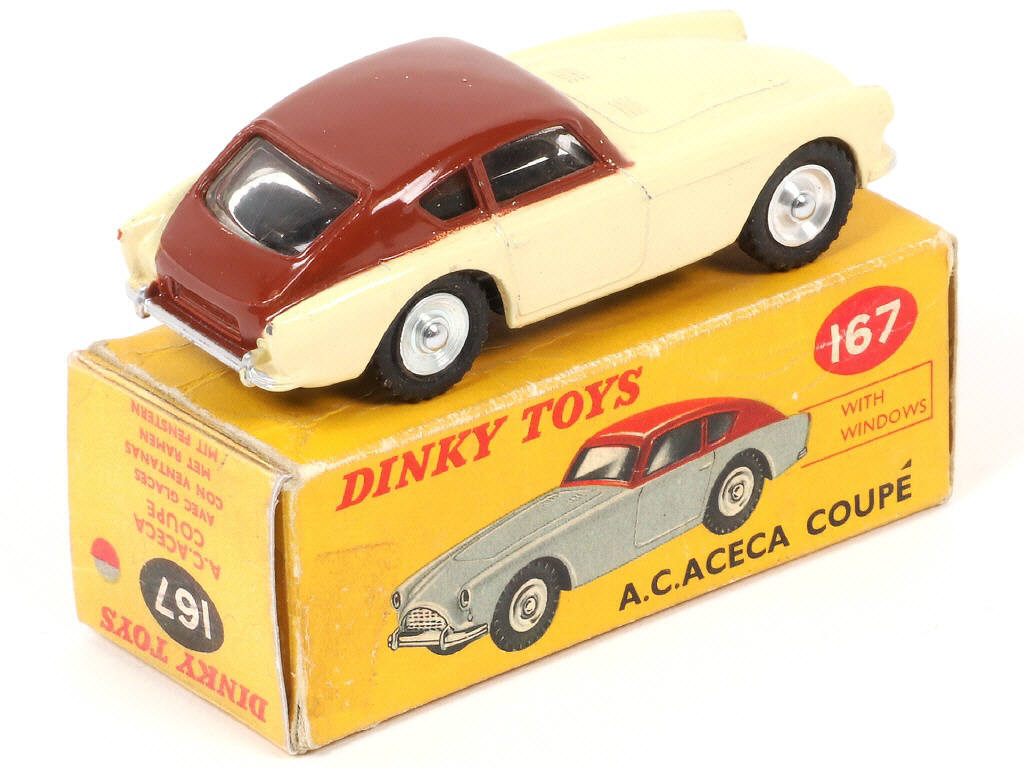 Lot 248 - DINKY TOYS (GB) (1)
