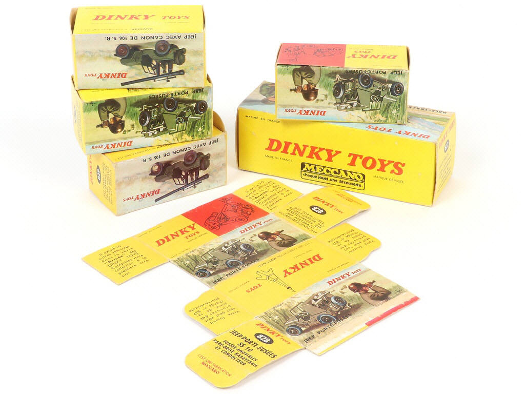 Lot 311 - DINKY TOYS (FRANCE) (6)