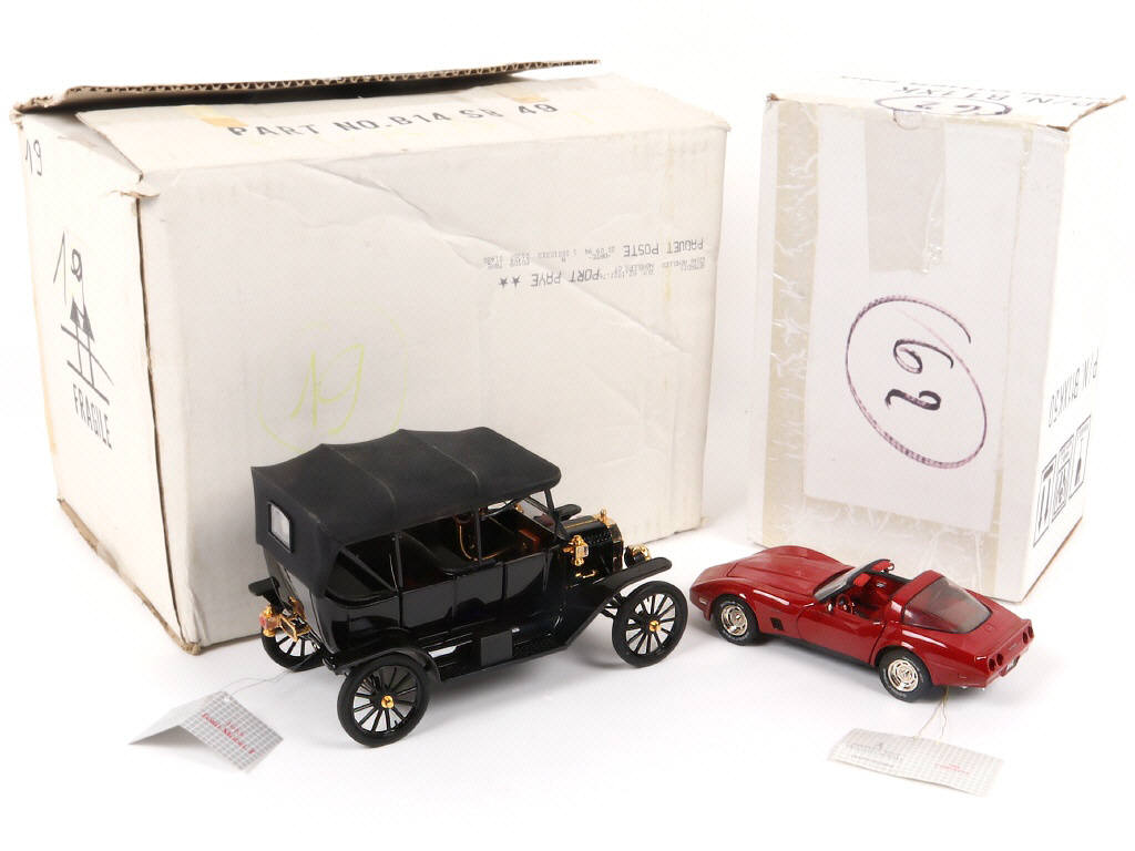 Lot 25 - FRANKLIN MINT (USA) (2)
