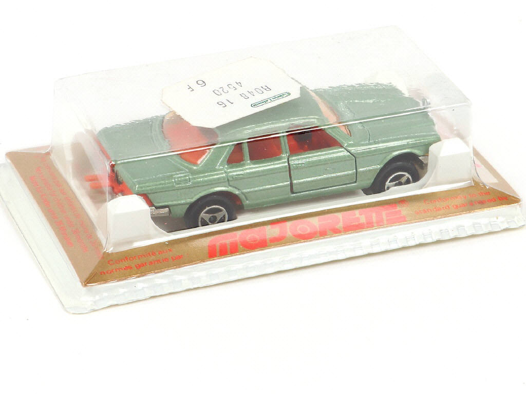 Lot 153 - MAJORETTE (FRANCE) (1)