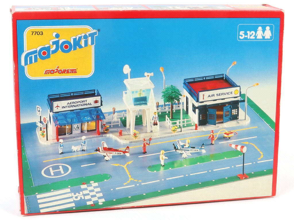 Lot 175 - MAJORETTE (FRANCE) (1)