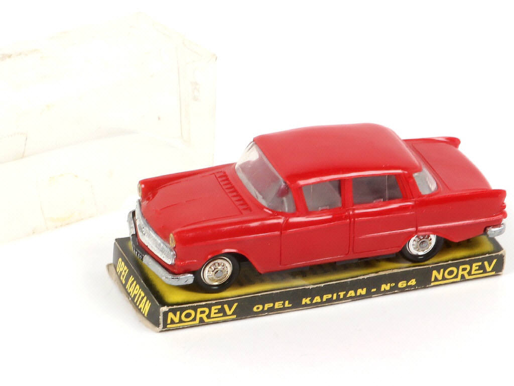 Lot 239 - NOREV (FRANCE) (1)