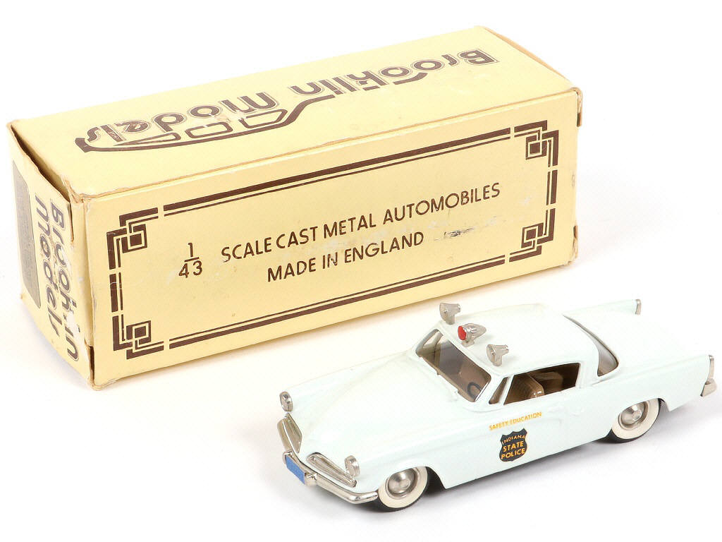 Lot 124 - BROOKLIN MODELS (GB) (1)