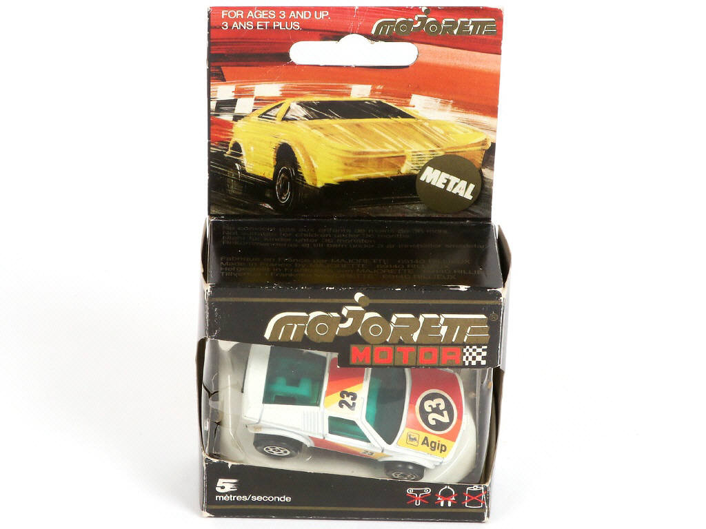 Lot 260 - MAJORETTE (FRANCE) (3)