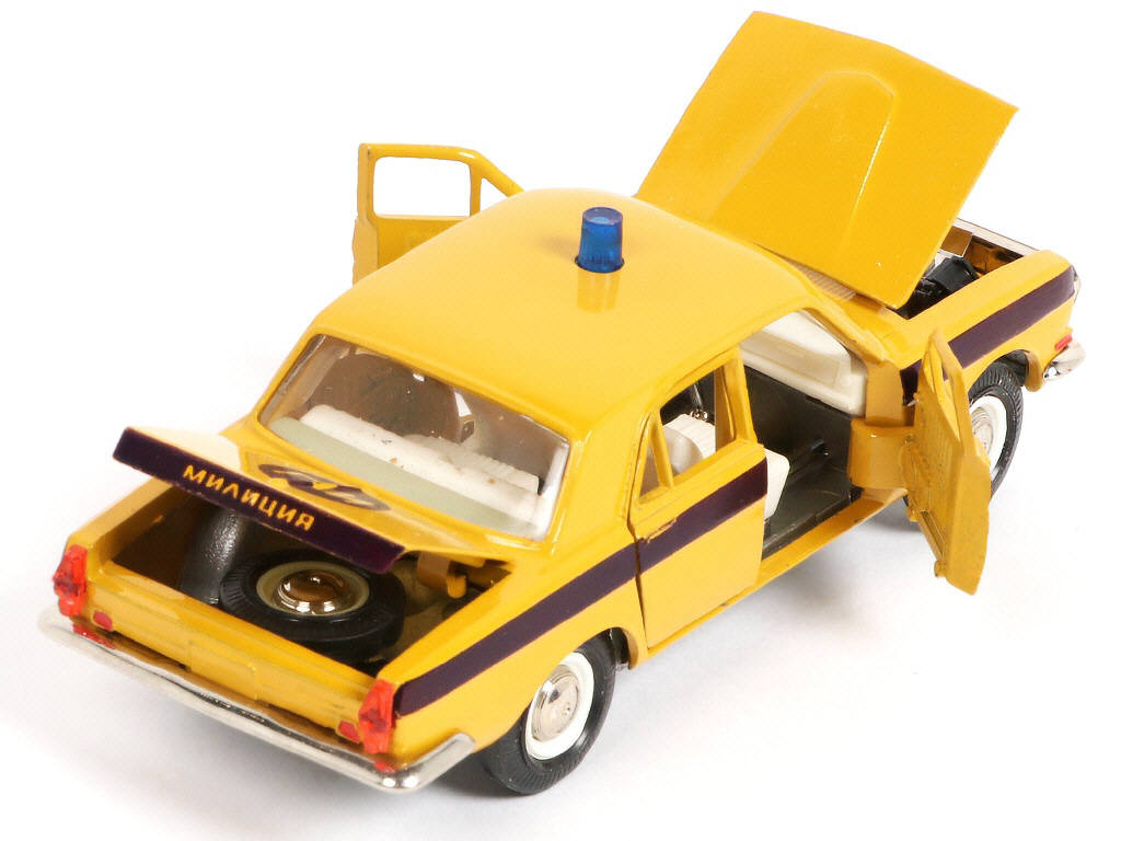 Lot 85 - NOVOEXPORT (URSS) (1)