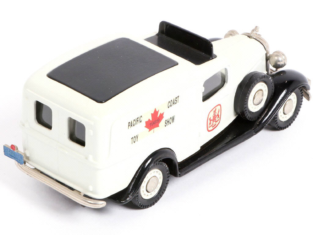 Lot 134 - BROOKLIN MODELS (GB) (1)