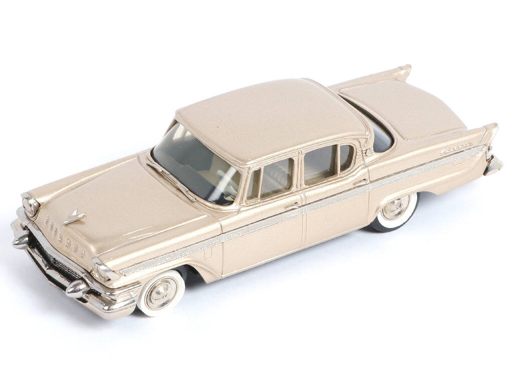 Lot 135 - BROOKLIN MODELS (GB) (1)