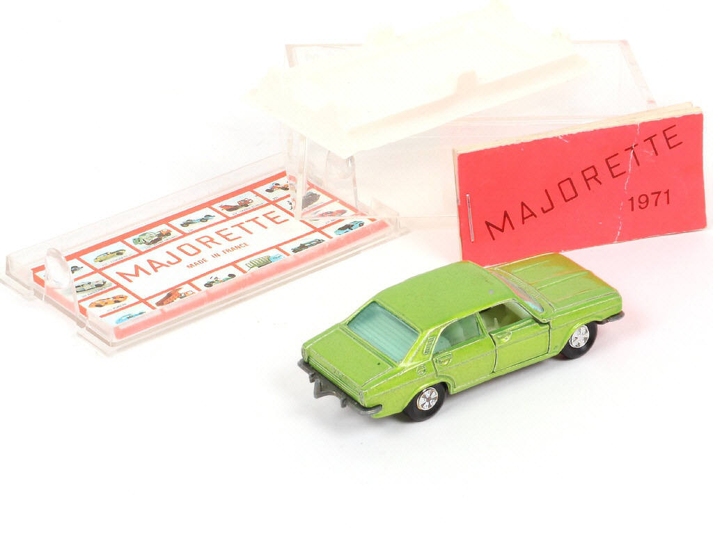 Lot 142 - MAJORETTE (FRANCE) (1)