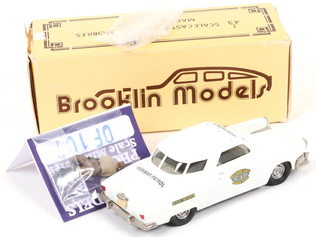 Lot 61 - BROOKLIN MODELS (GB) (1)