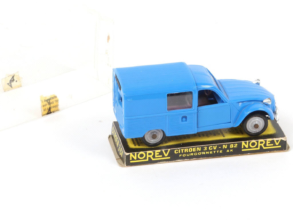 Lot 121 - NOREV (FRANCE) (1)
